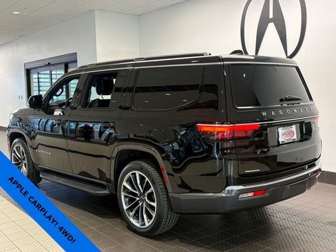 Used 2022 Jeep Wagoneer Series II w/ Premium Group I AWD/4WD image 4