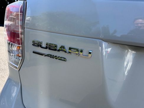 Used 2017 Subaru Forester 2.5i Touring image 7