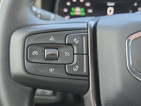 Certified 2023 GMC Yukon XL AT4 w/ LPO, Floor Liner Package AWD/4WD image 19