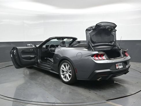 Used 2025 Ford Mustang GT Premium RWD image 50