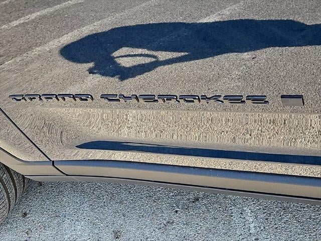 New 2026 Jeep Grand Cherokee Limited w/ Limited Altitude Package RWD image 44