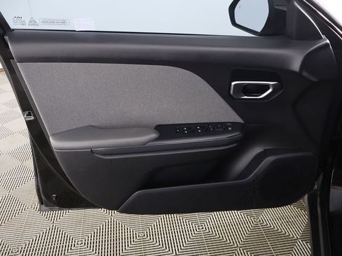 Used 2025 Kia K4 EX image 18