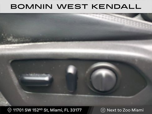 Used 2019 Chevrolet Silverado 1500 High Country w/ Technology Package image 13