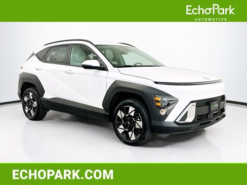 Used 2025 Hyundai Kona SEL image 1