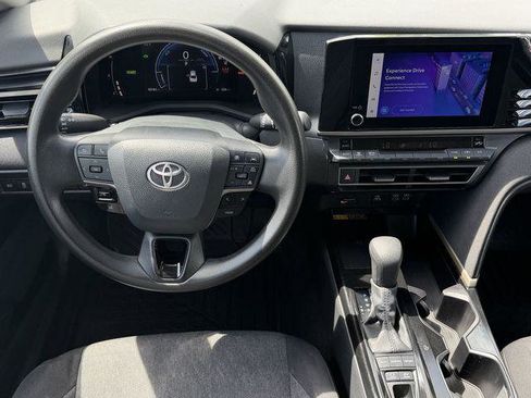 Certified 2025 Toyota Camry LE FWD image 10