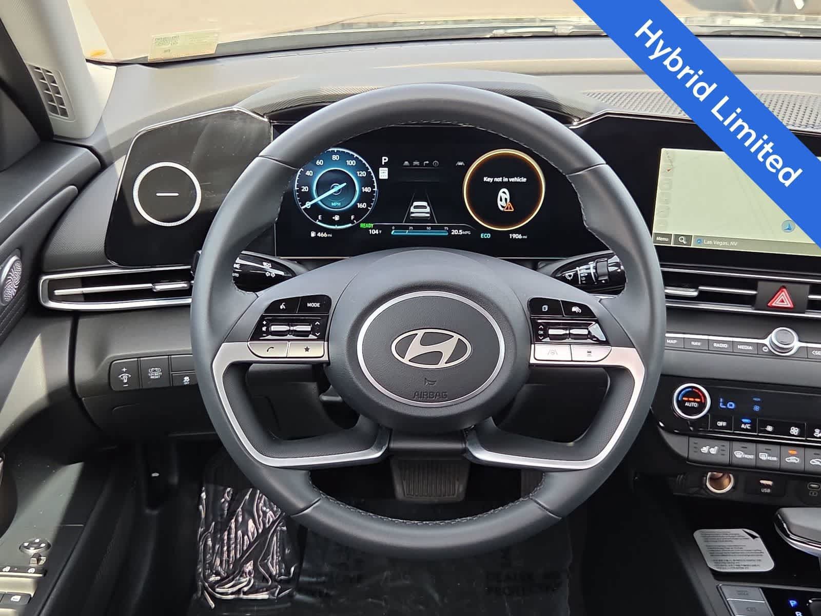 Certified 2026 Hyundai Elantra Limited FWD image 19