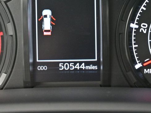 Used 2023 Toyota 4Runner SR5 Premium w/ Moonroof Package image 21