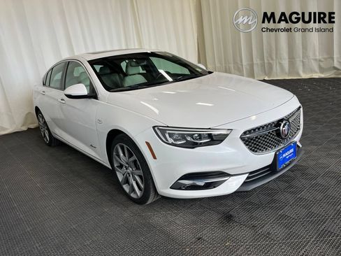 Used 2019 Buick Regal Avenir w/ Driver Confidence Package II FWD image 30