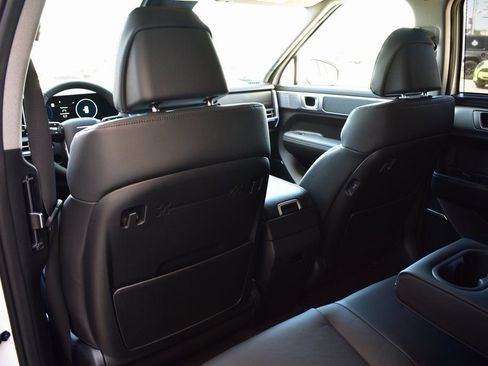 New 2025 Hyundai Santa Fe Limited FWD image 26