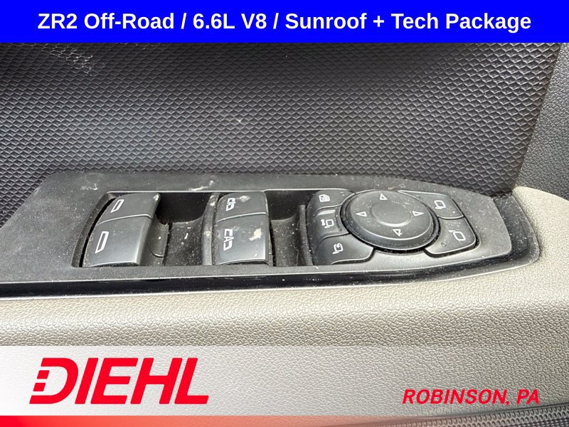 Used 2025 Chevrolet Silverado 2500 ZR2 w/ Technology Package AWD/4WD image 24