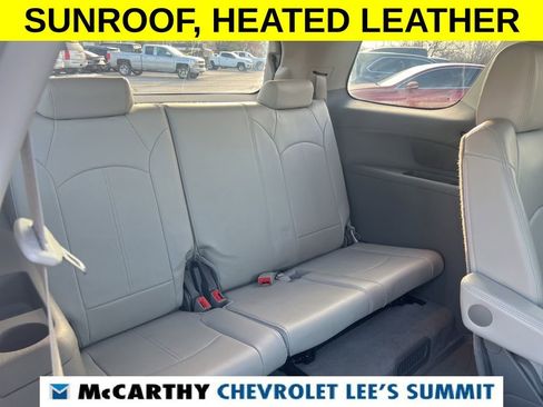 Used 2014 GMC Acadia SLT image 26