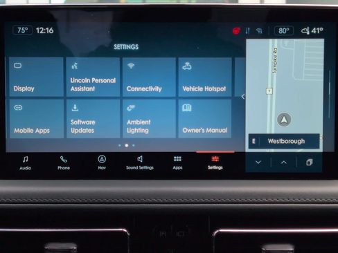 Used 2022 Lincoln Nautilus Reserve AWD/4WD image 23
