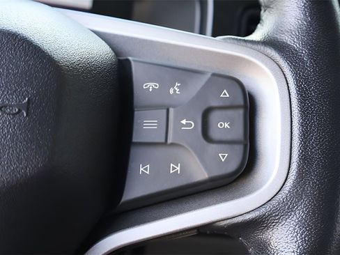 Used 2022 Ford Bronco Black Diamond image 21