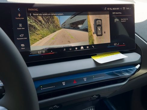 New 2026 BMW X3 xDrive30 w/ Premium Package image 14