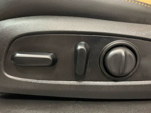 Used 2019 Chevrolet Equinox Premier image 5