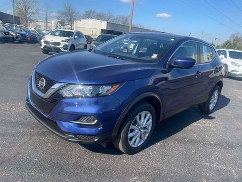 Used 2020 Nissan Rogue Sport S w/ Appearance Package image 2