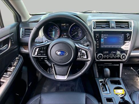 Used 2018 Subaru Outback 2.5i Limited w/ 50th Anniversary Edition AWD/4WD image 6