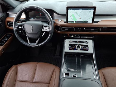 Used 2023 Lincoln Aviator Reserve w/ Equipment Group 201A AWD/4WD image 15