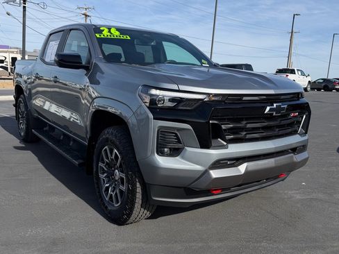 Used 2026 Chevrolet Colorado Z71 image 1