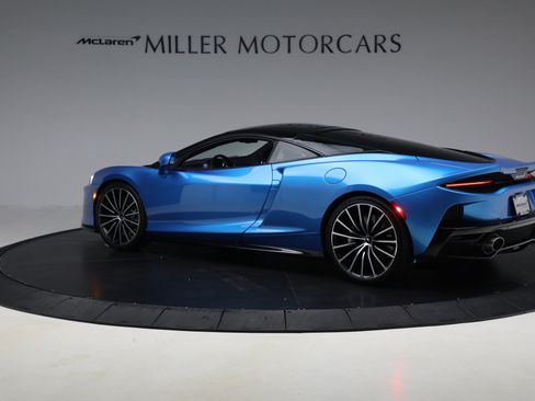 Used 2021 McLaren GT RWD image 4