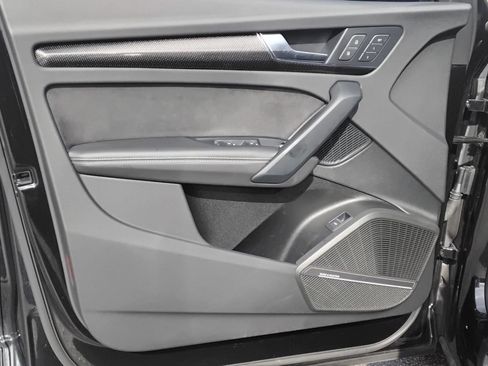 Used 2023 Audi SQ5 Premium Plus w/ Premium Plus Package image 16