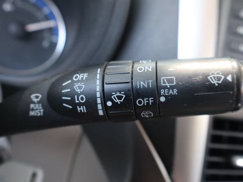 Used 2011 Subaru Forester 2.5X w/ Popular Equipment Group 1A AWD/4WD image 30