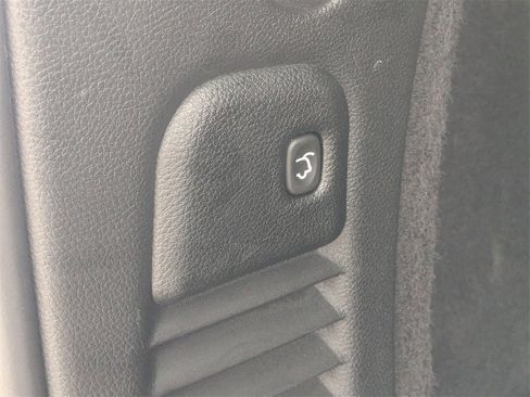 Used 2025 Dodge Durango GT image 32