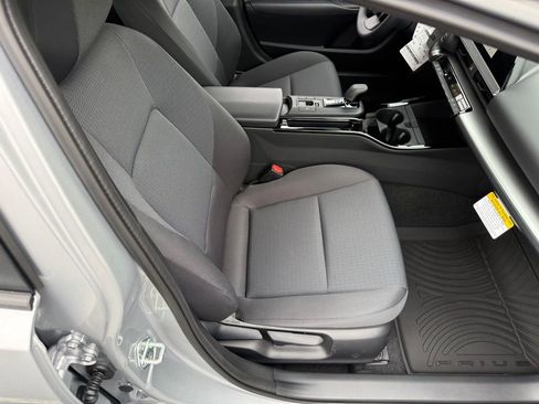 New 2026 Toyota Prius LE image 40