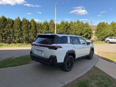 New 2026 Subaru Outback Limited AWD/4WD image 3