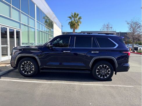 Used 2024 Toyota Sequoia Limited image 5