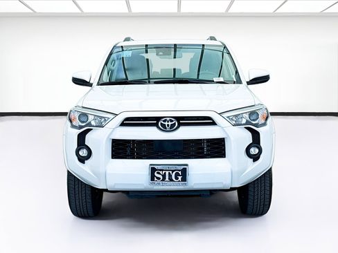 Used 2024 Toyota 4Runner SR5 image 2