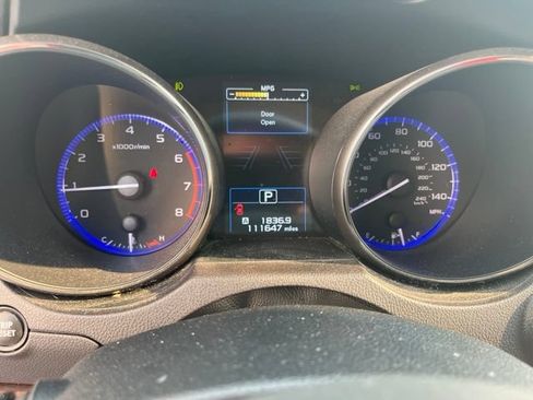 Used 2016 Subaru Outback 2.5i Limited AWD/4WD image 9