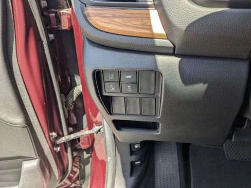 Used 2019 Honda CR-V Touring image 31
