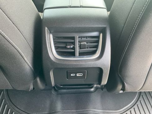 Used 2024 Chevrolet Blazer LT w/ Convenience Package FWD image 16