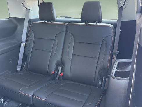 Used 2023 GMC Acadia AT4 w/ Technology Package AWD/4WD image 20