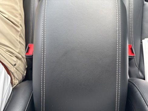 Used 2023 Ford Explorer XLT w/ Equipment Group 202A image 29