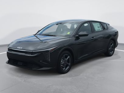 New 2025 Kia K4 LXS