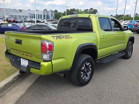 Used 2023 Toyota Tacoma TRD Off-Road w/ TRD Premium Off Road Package RWD image 12