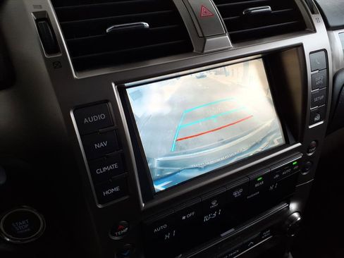 Used 2021 Lexus GX 460 Premium w/ Premium Package image 20