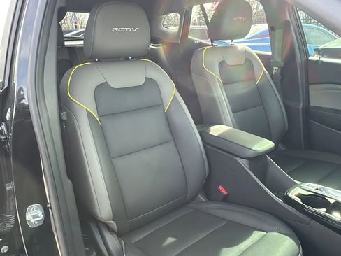 Used 2024 Chevrolet Trax ACTIV w/ Driver Confidence Package image 21