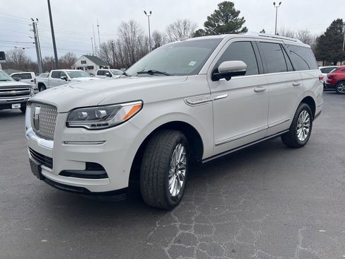 Used 2022 Lincoln Navigator Reserve image 7