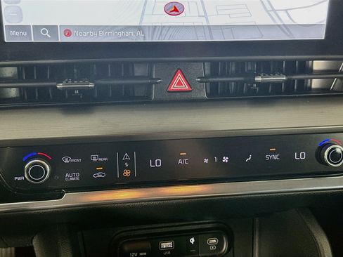 Used 2023 Kia Sportage EX FWD image 24