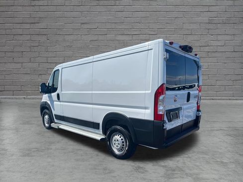 Used 2025 RAM ProMaster 2500 w/ U-Haul Equipment Group FWD image 3