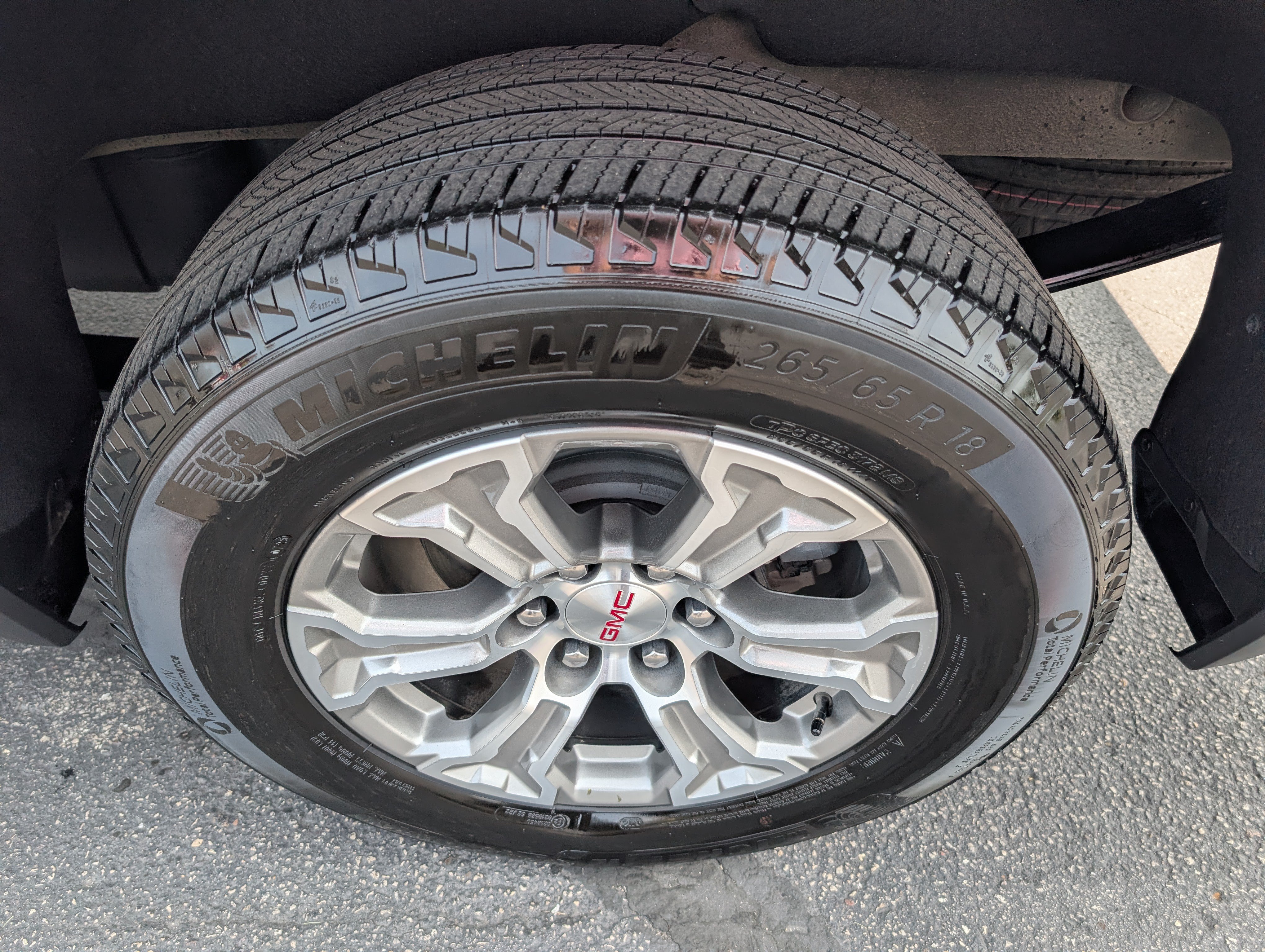 Used 2025 GMC Sierra 1500 SLT AWD/4WD image 10
