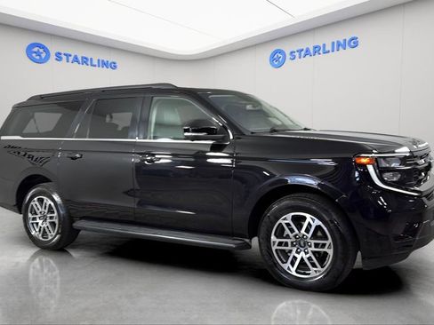 Used 2025 Ford Expedition Max Active image 9