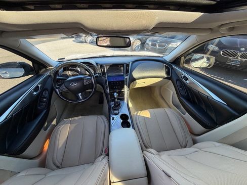 Used 2015 INFINITI Q50 Premium w/ Navigation Package image 18