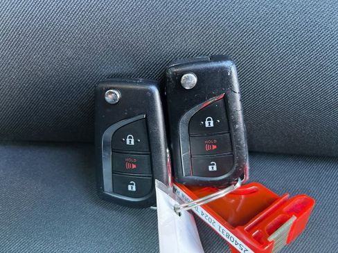 Used 2024 Toyota RAV4 LE image 29