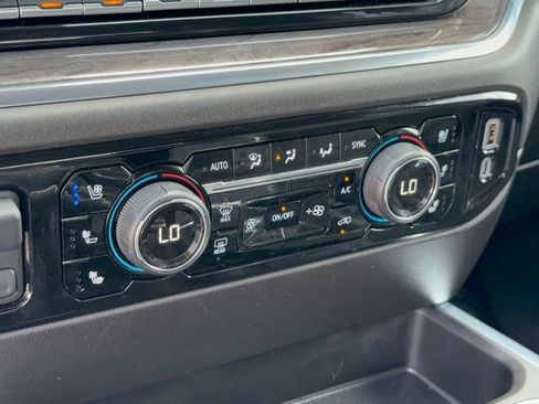 Certified 2025 Chevrolet Silverado 1500 LTZ RWD image 22