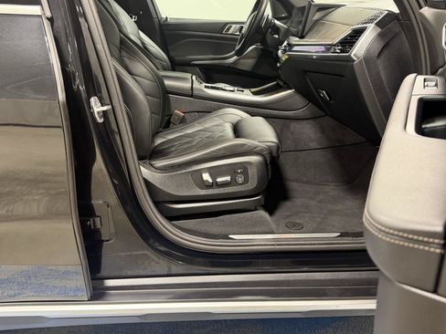 Used 2024 BMW X5 xDrive40i w/ Premium Package AWD/4WD image 7