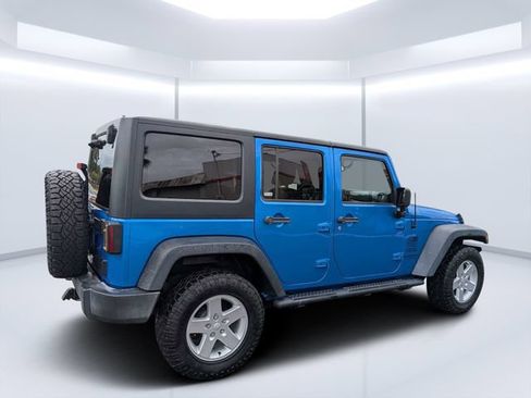 Used 2016 Jeep Wrangler Unlimited Sport w/ Quick Order Package 24S AWD/4WD image 3